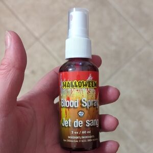 Halloween Blood Spray 2 oz *Free With Purchase*